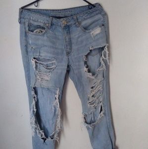 American Eagle Outfitters Ripped Boyfriend Jeans